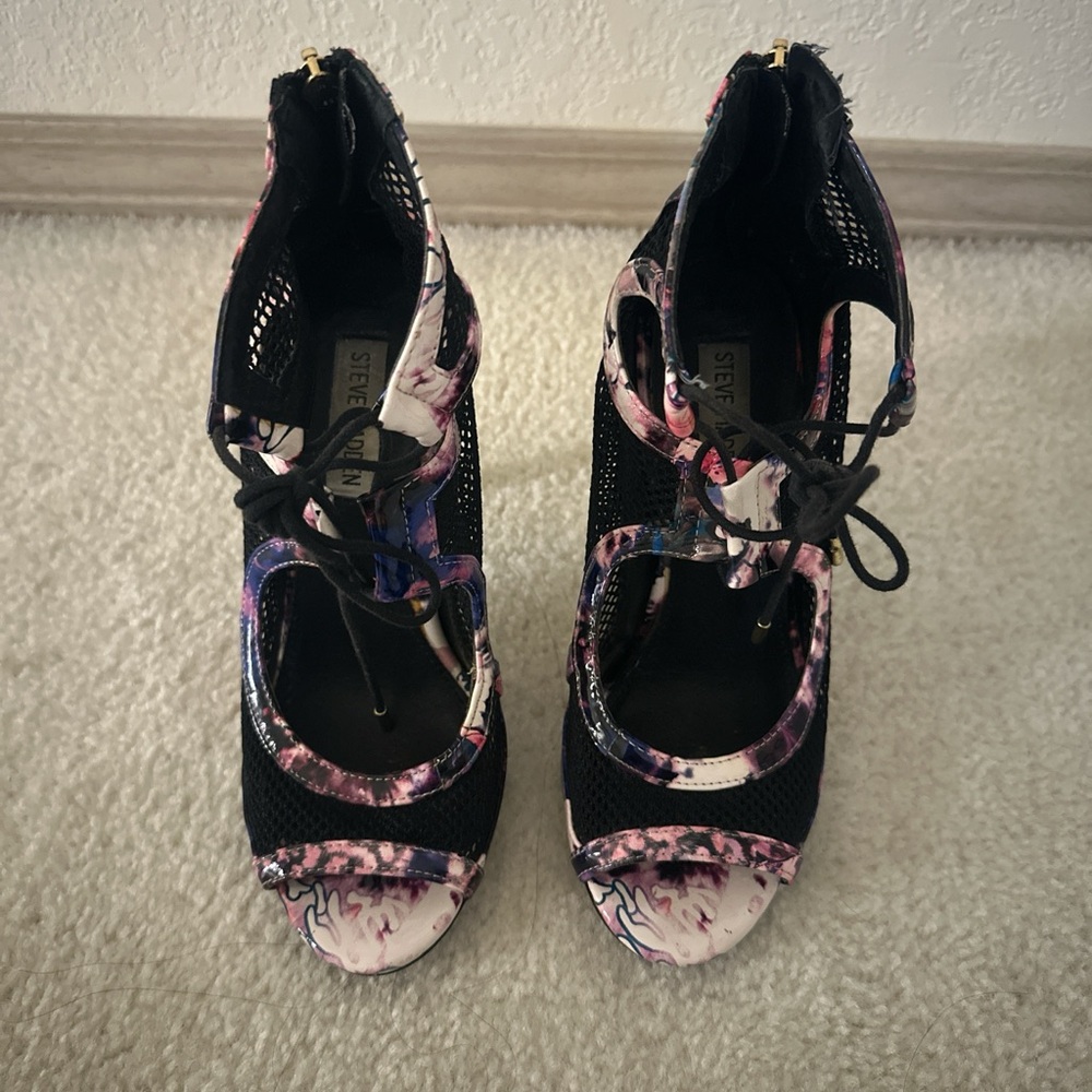 Steve Madden Floral Mesh Heels
